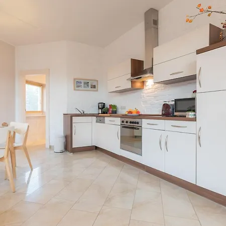 Lejlighed Seestrasse 30a *